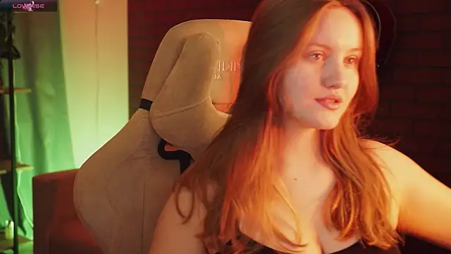 KellyPoter online show from October 2025 02:44:02 AM