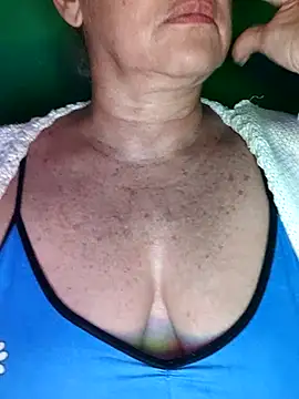 Kasandra Ho online show from November 2025 01:49:01 AM