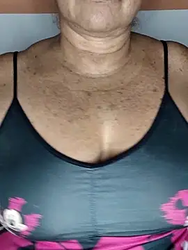 Kasandra Ho online show from September 2025 01:50:01 AM