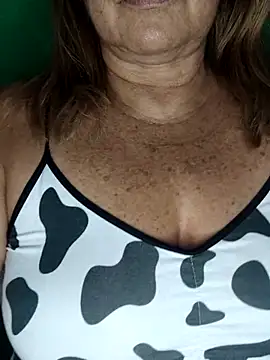 Kasandra Ho online show from October 2025 01:41:02 AM
