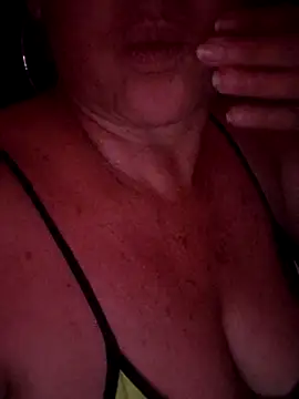 Kasandra Ho online show from February 2026 02:25:02 PM