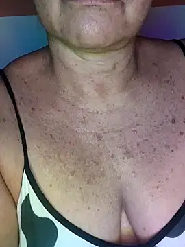 Kasandra Ho online show from March 2026 01:49:01 PM