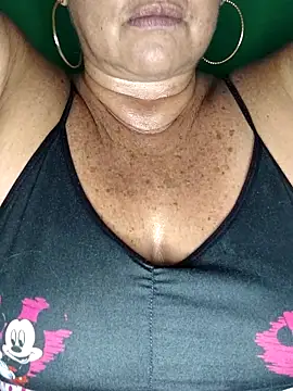 Kasandra Ho online show from November 2025 01:32:02 AM