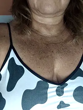 Kasandra Ho online show from September 2025 03:17:02 AM