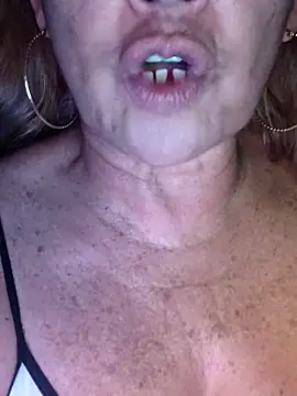 Kasandra Ho online show from February 2026 03:20:01 PM