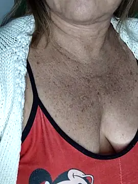 Kasandra Ho online show from October 2025 02:10:01 AM