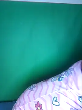 Kasandra Ho online show from November 2025 02:07:02 PM