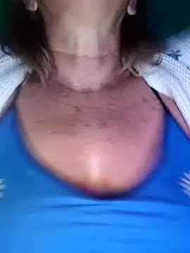 Kasandra Ho online show from December 2025 07:41:02 AM