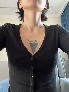 kikidoll online show from April 2026 03:23:01 AM