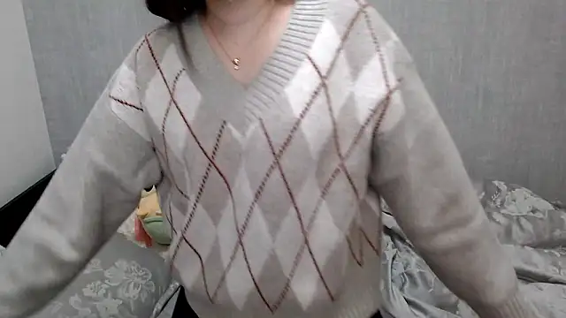 Snapshot of -SHIZUKU- chatting on December 2024 12:40:01 PM -SHIZUKU- online show from December 2024 12:40:01 PM