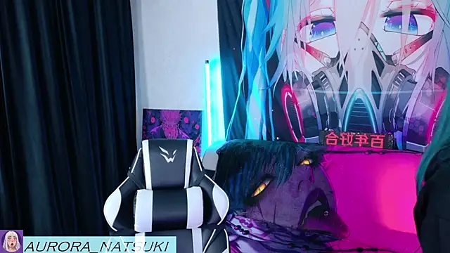Aurora Natsuki online show from October 2025 07:11:01 PM