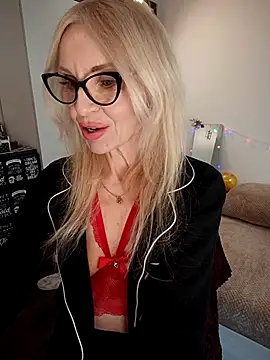 Mila Lovi online show from April 2026 09:23:01 AM