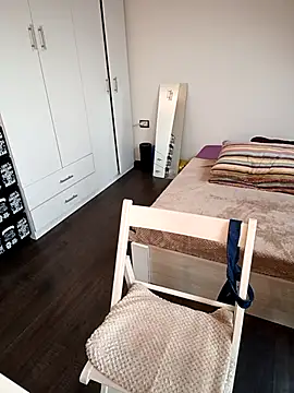 Mila Lovi online show from November 2025 12:37:02 PM