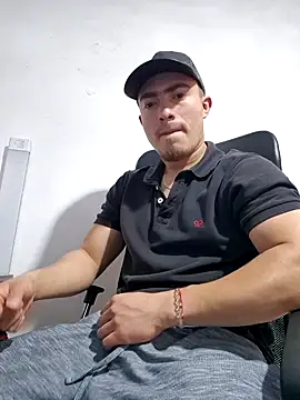 dragon1006 online show from April 2026 06:15:02 AM