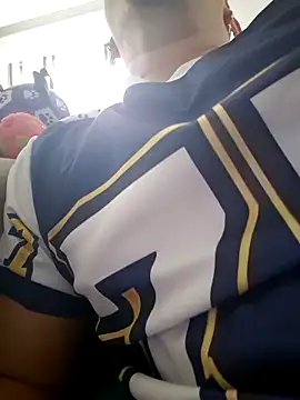 dragon1006 online show from October 2025 08:31:01 PM