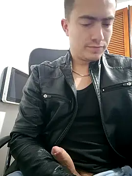 dragon1006 online show from April 2026 06:20:01 AM