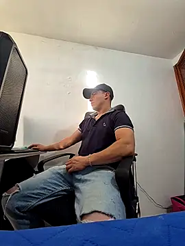 dragon1006 online show from April 2026 10:18:02 PM