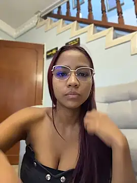 Snapshot of LucyLeah chatting on June 2026 03:44:01 AM LucyLeah online show from June 2026 03:44:01 AM