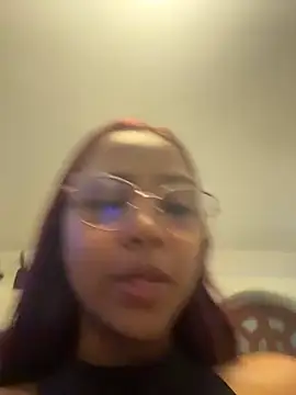 Snapshot of LucyLeah chatting on June 2026 11:43:02 AM LucyLeah online show from June 2026 11:43:02 AM