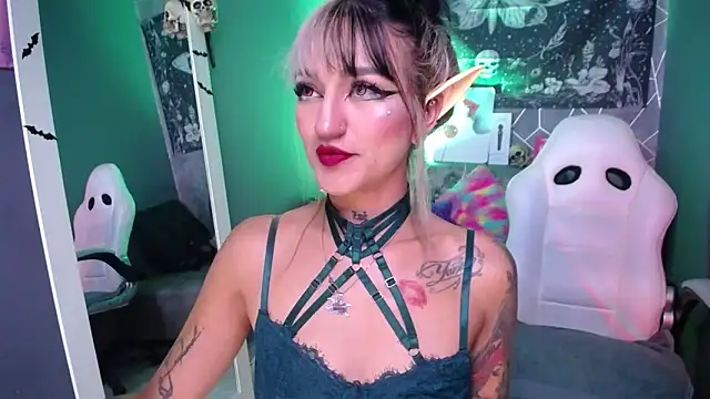 amelierouss online show from March 2026 03:48:01 AM