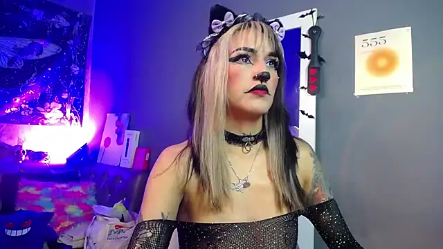 amelierouss online show from April 2026 01:51:01 AM