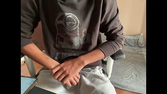 meatycronn online show from November 2025 09:42:01 AM