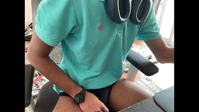 meatycronn online show from May 2026 06:19:01 AM