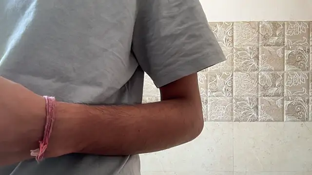 meatycronn online show from May 2026 07:34:01 AM