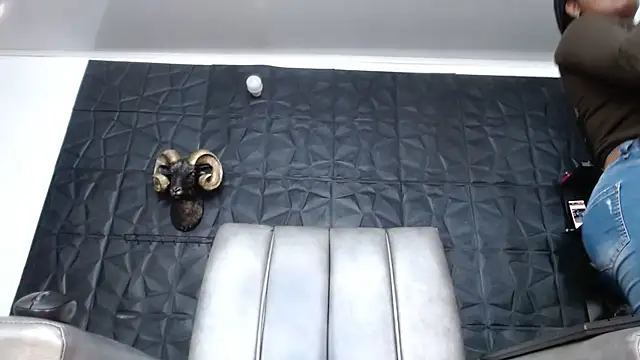 Hanna Fox 69 online show from March 2026 12:35:02 PM