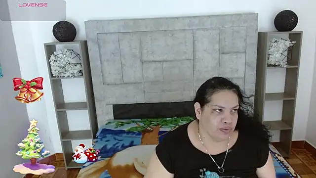 Candy and Jh0n online show from December 2025 03:32:02 AM