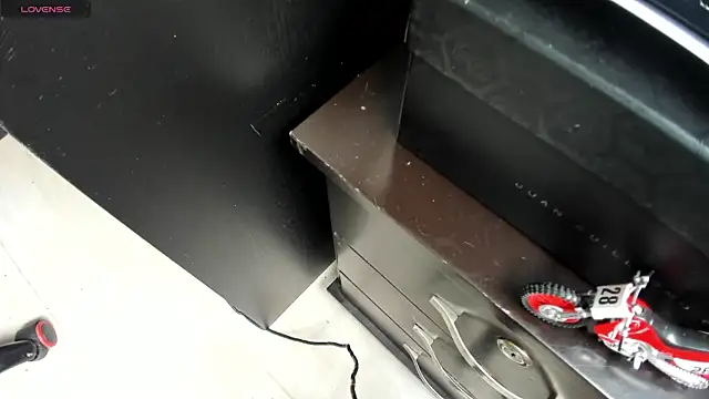 gracekelly12 online show from December 2025 02:37:01 PM