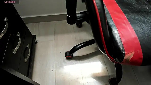 gracekelly12 online show from December 2025 03:55:01 PM