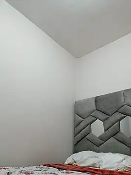 kharoll online show from November 2025 01:44:02 PM