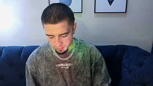 King Dante  online show from September 2025 12:37:01 PM
