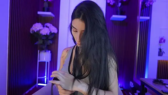 CattleyaScaly online show from October 2025 07:13:02 PM