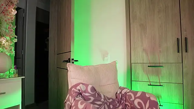 Megga Bluee online show from January 2026 01:12:02 AM