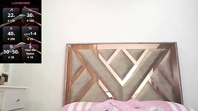 CorinaSmith28 online show from March 2026 08:55:01 PM