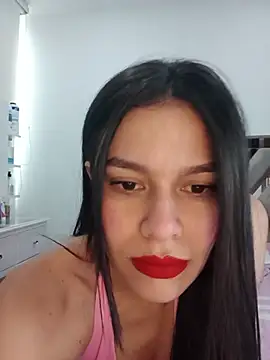 CorinaSmith28 online show from June 2026 09:20:02 PM