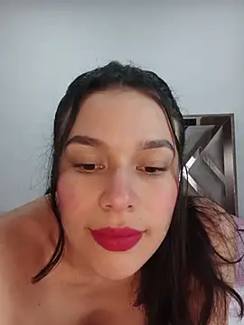 CorinaSmith28 online show from July 2026 10:58:01 PM