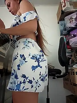 rapunzel069 online show from February 2025 02:15:02 PM