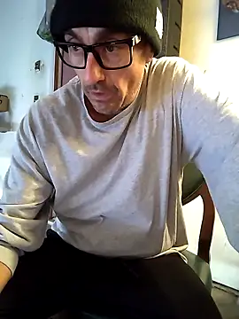 Pumpndeep online show from November 2025 08:35:02 PM