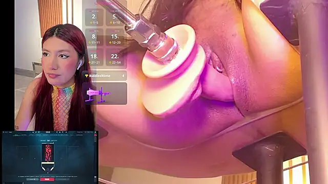 MiaVoss online show from October 2025 11:01:02 PM