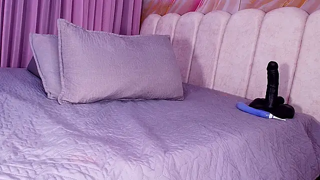 mia stanfort online show from February 2026 07:14:01 PM