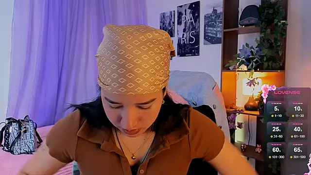 emilyrouxe online show from October 2025 04:18:01 PM