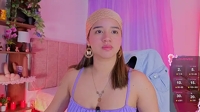 emilyrouxe online show from November 2025 03:33:02 PM