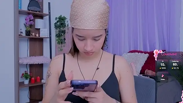 emilyrouxe online show from February 2026 03:57:01 PM