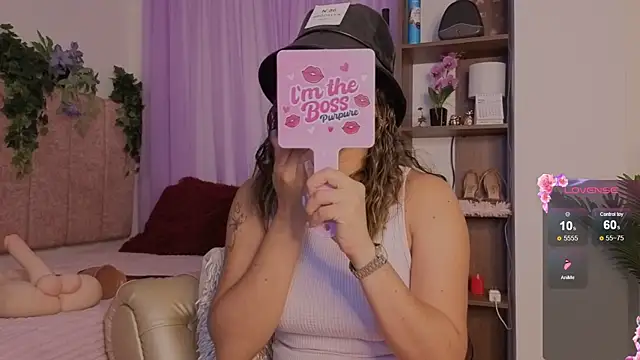 emilyrouxe online show from April 2026 04:24:02 PM