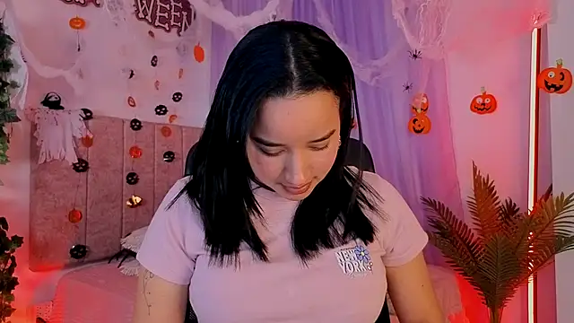 emilyrouxe online show from October 2025 01:32:02 PM