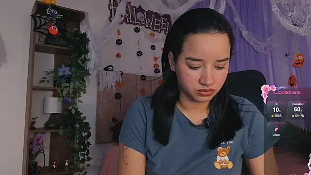 emilyrouxe online show from November 2025 05:29:02 PM