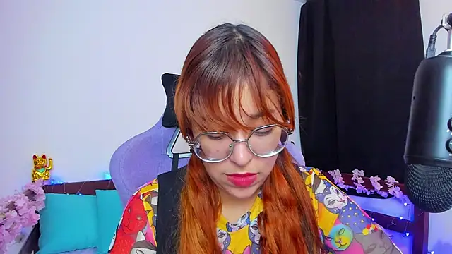  Moon Johnson online show from November 2025 12:47:01 AM